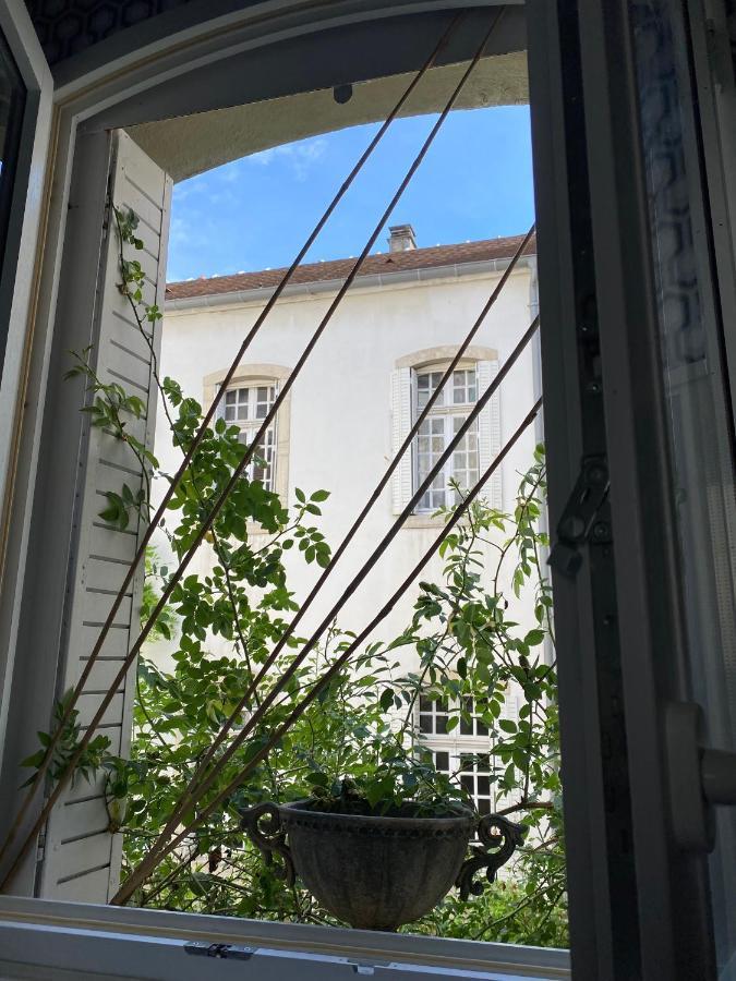 L'Appartement By Merveilles De Marie Lons-le-Saunier Eksteriør billede