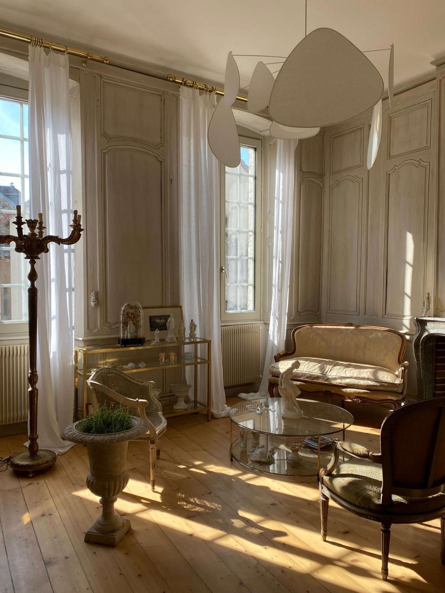 L'Appartement By Merveilles De Marie Lons-le-Saunier Eksteriør billede